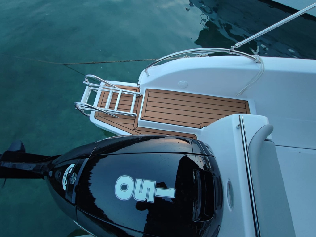 Blueline 21 150HP - picture 3